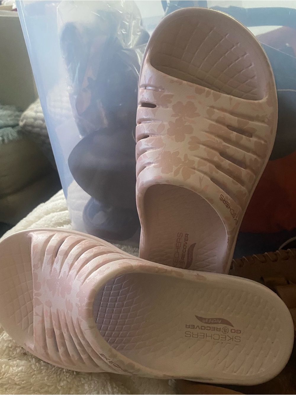 Skechers GO RECOVER Light Pink Floral Slide Sandals Archfit Size 5